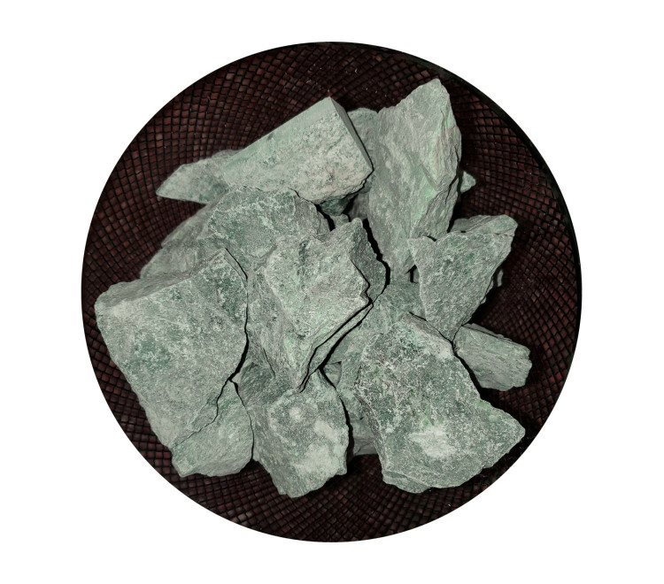 Chopped and sawn jadeite 5-12 cm / 10 kg