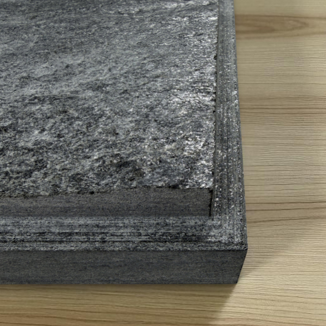 Talcomagnesite tile, rectangular, torn surface, 450x300x20 mm